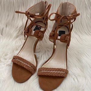 NWOT WHBM Brown Strappy Suede Heels Size 6